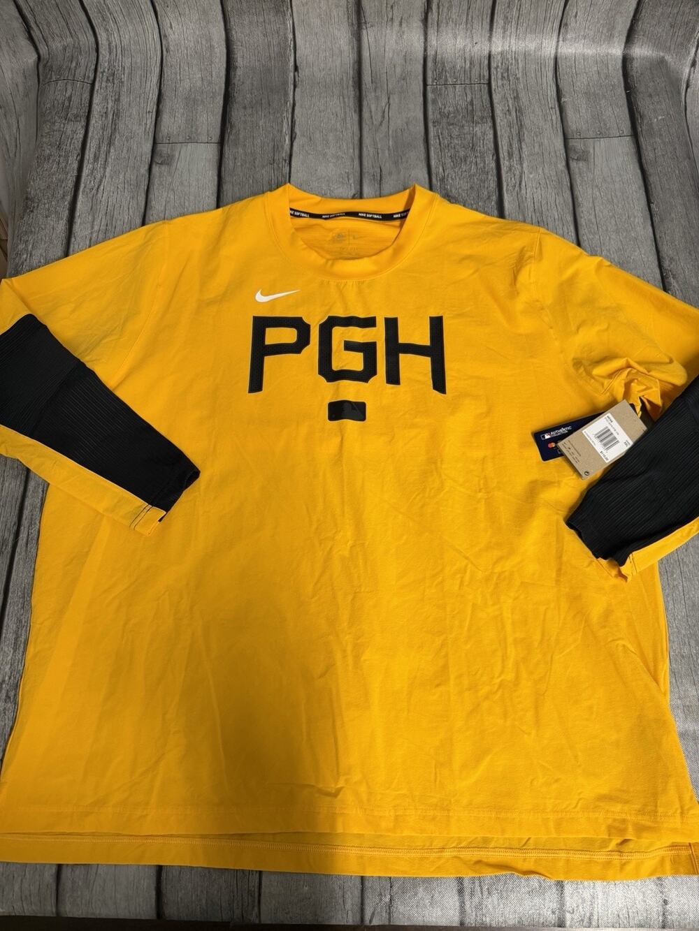 NWT Men's Nike Pittsburgh Pirates Gold 2025 City Connect Dri-Fit Pullover XXL
